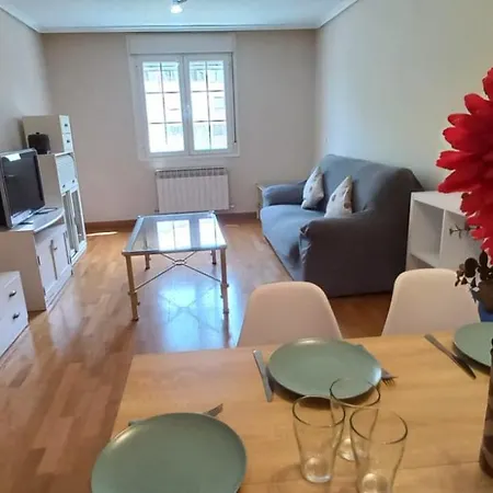 Apartman Con 3 Y Garaje A 10 Minutos De *