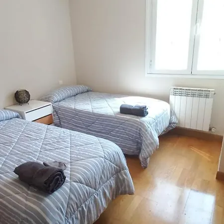 Con 3 Y Garaje A 10 Minutos De Apartman Valladolid
