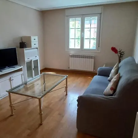 公寓 Con 3 Y Garaje A 10 Minutos De 巴利亚多利德