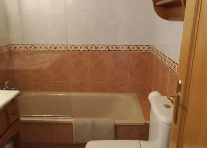 Con 3 Y Garaje A 10 Minutos De *