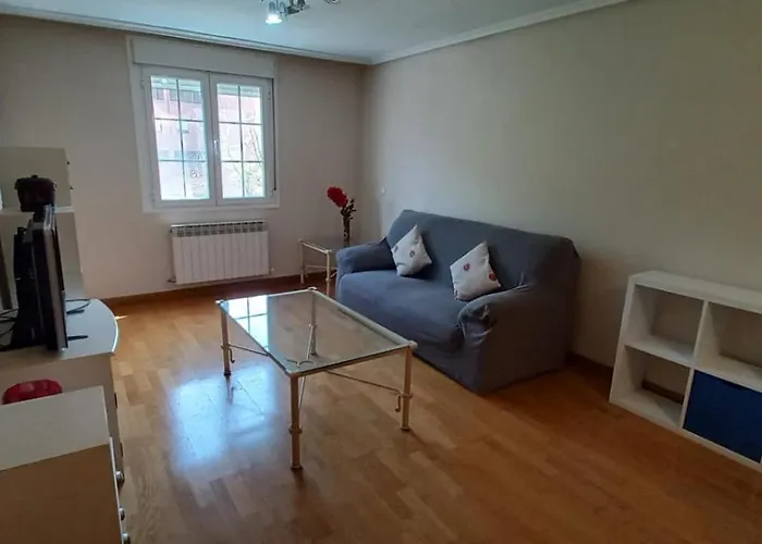 Con 3 Y Garaje A 10 Minutos De Διαμέρισμα